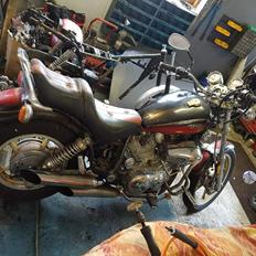 Yamaha Xv1100 gold