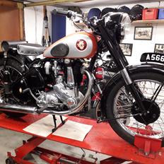 BSA M33