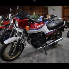Suzuki Gsx 250 S