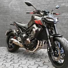 Yamaha MT-09 "BAGHJULS KONGEN II"