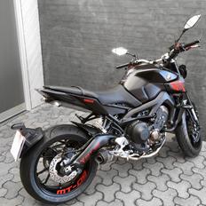 Yamaha MT-09 "BAGHJULS KONGEN II"