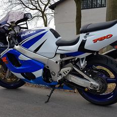 Suzuki GSX-R 750W inject