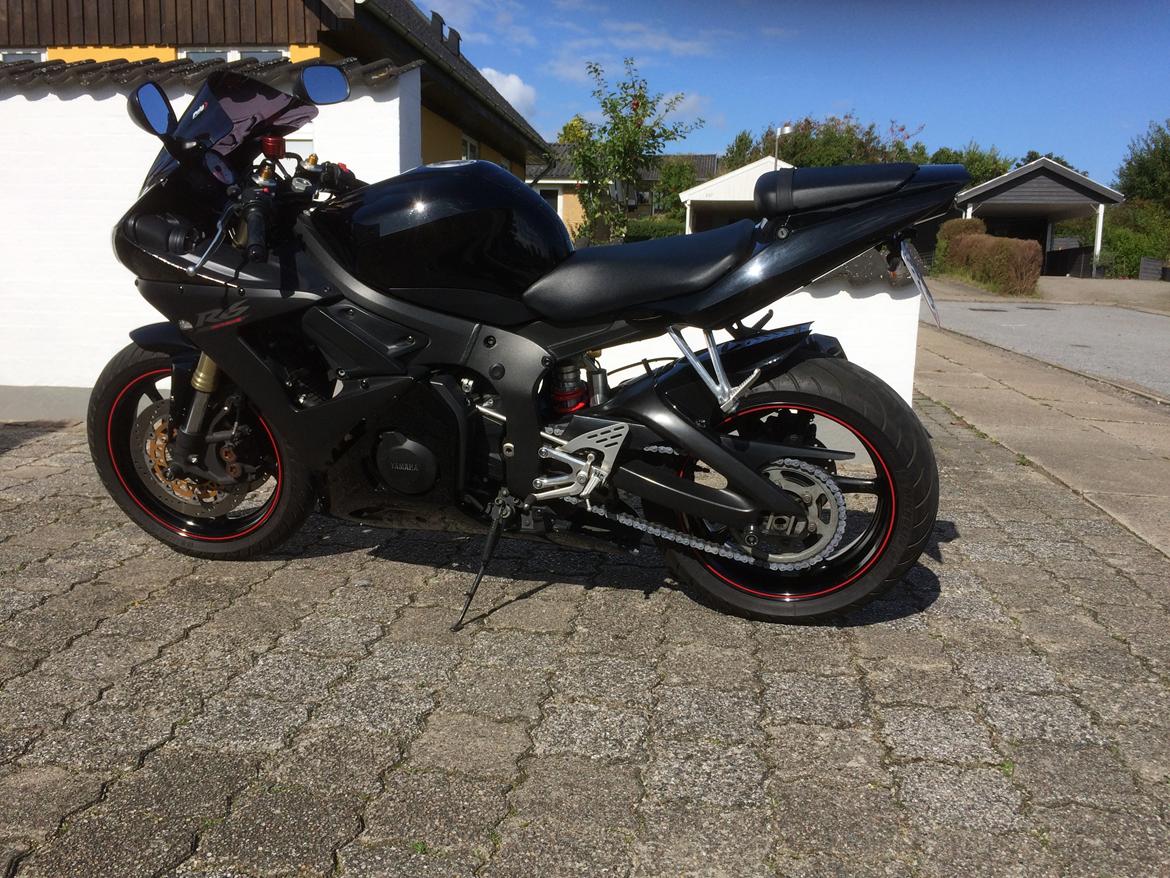 Yamaha R6 billede 1