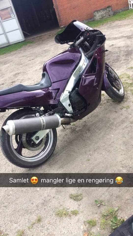 Yamaha FZR 1000 billede 1