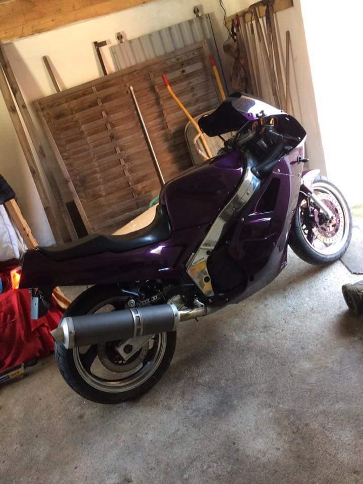 Yamaha FZR 1000 billede 14