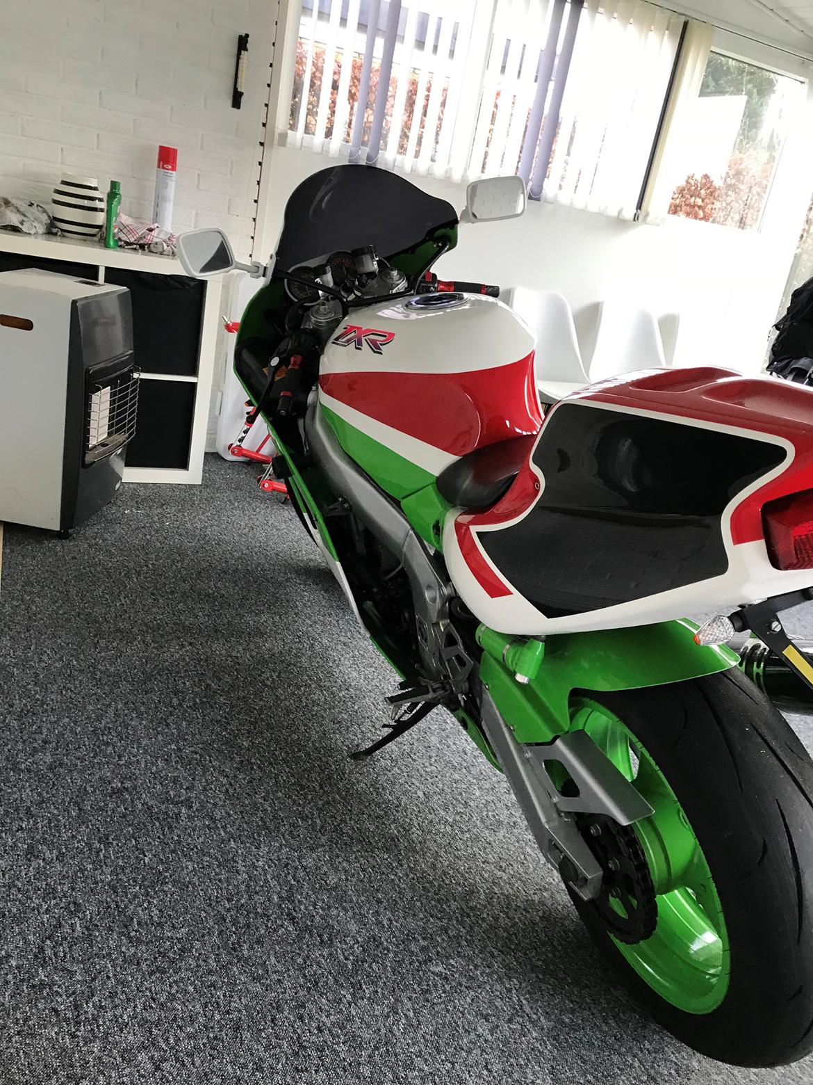 Kawasaki Zxr 750 rr billede 8