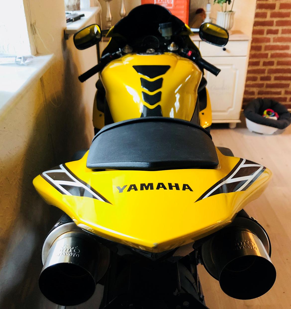 Yamaha R1 SOLGT billede 16