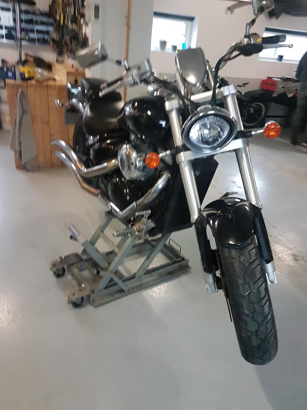 Suzuki M800 billede 35