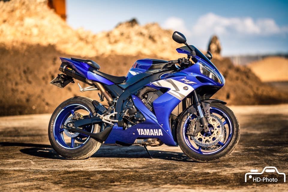 Yamaha R1 billede 3