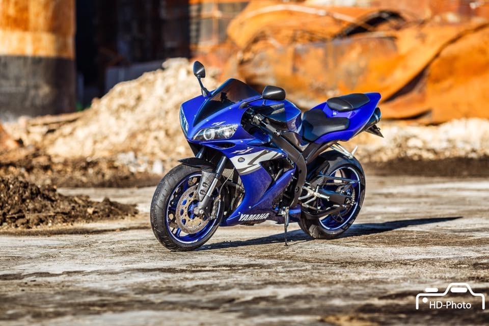 Yamaha R1 billede 2
