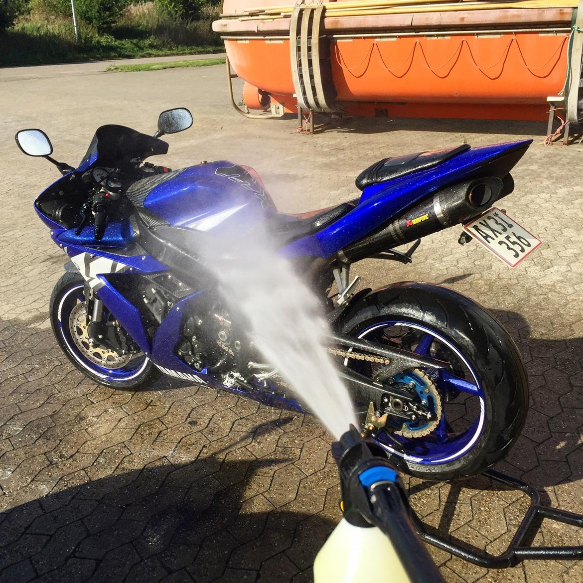 Yamaha R1 billede 27