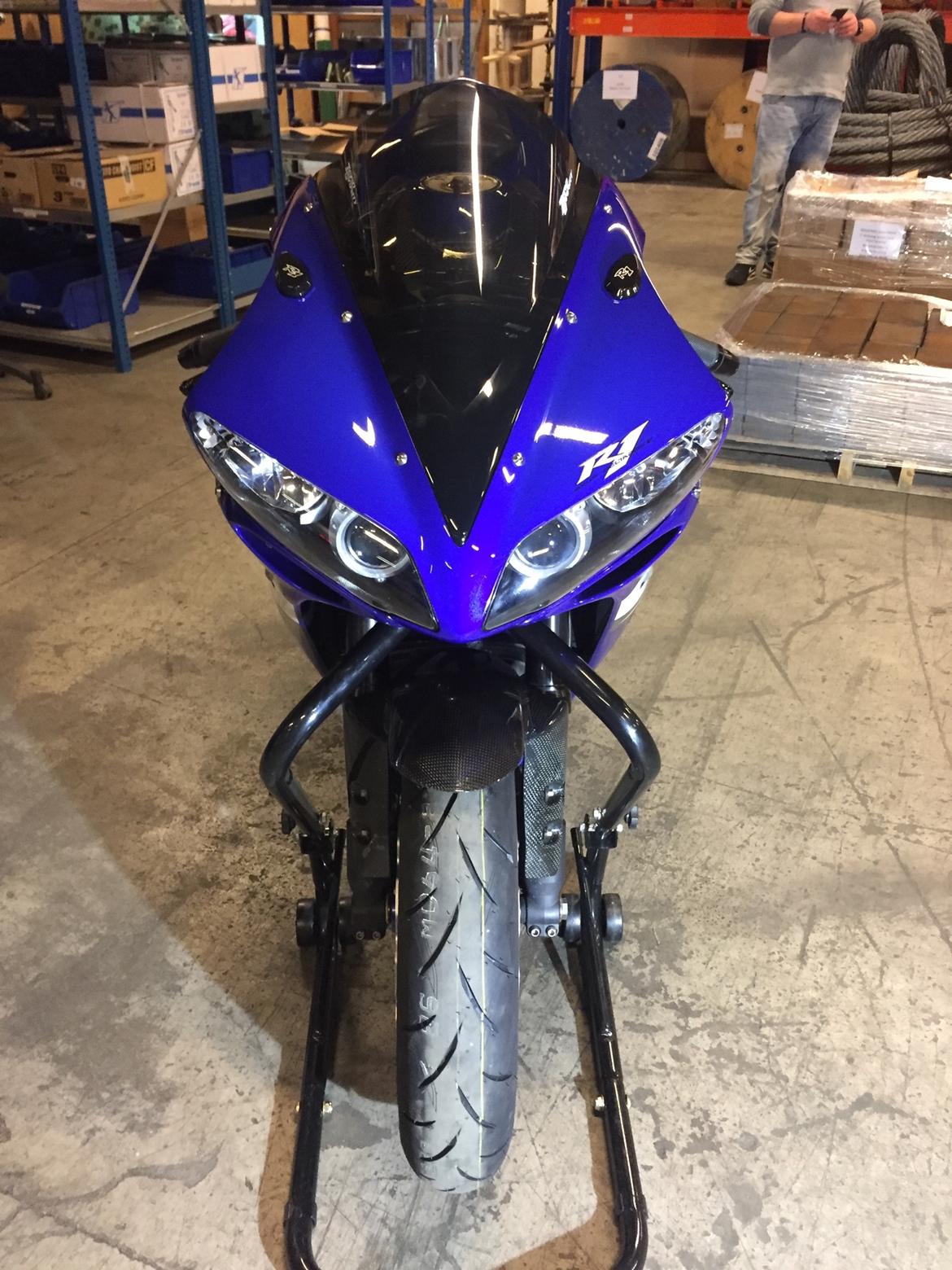 Yamaha R1 billede 30