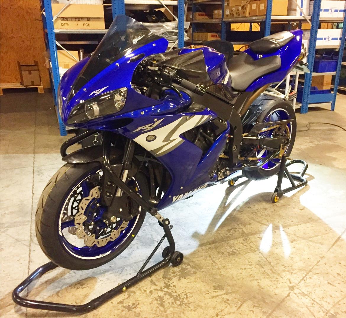 Yamaha R1 billede 32