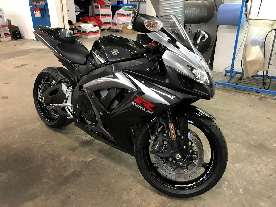 Suzuki Gsxr 750 K7 billede 25