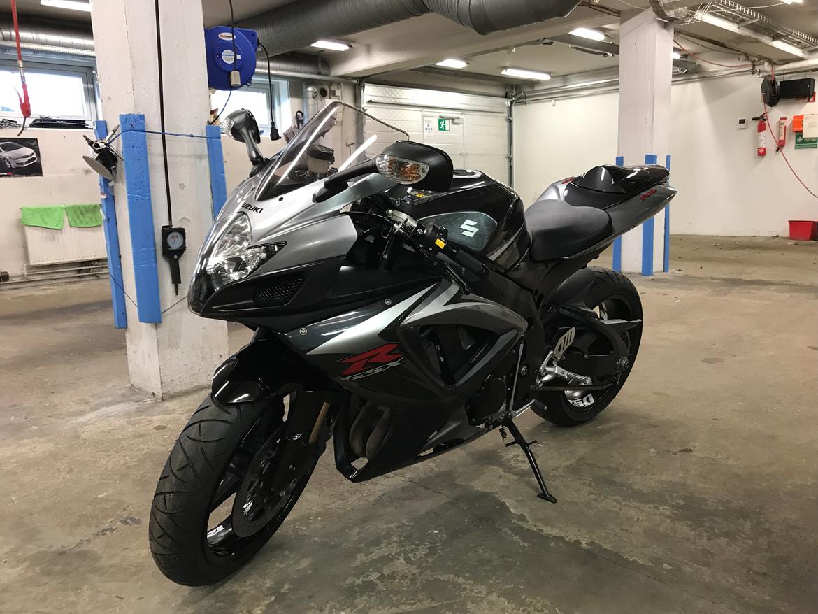 Suzuki Gsxr 750 K7 billede 26