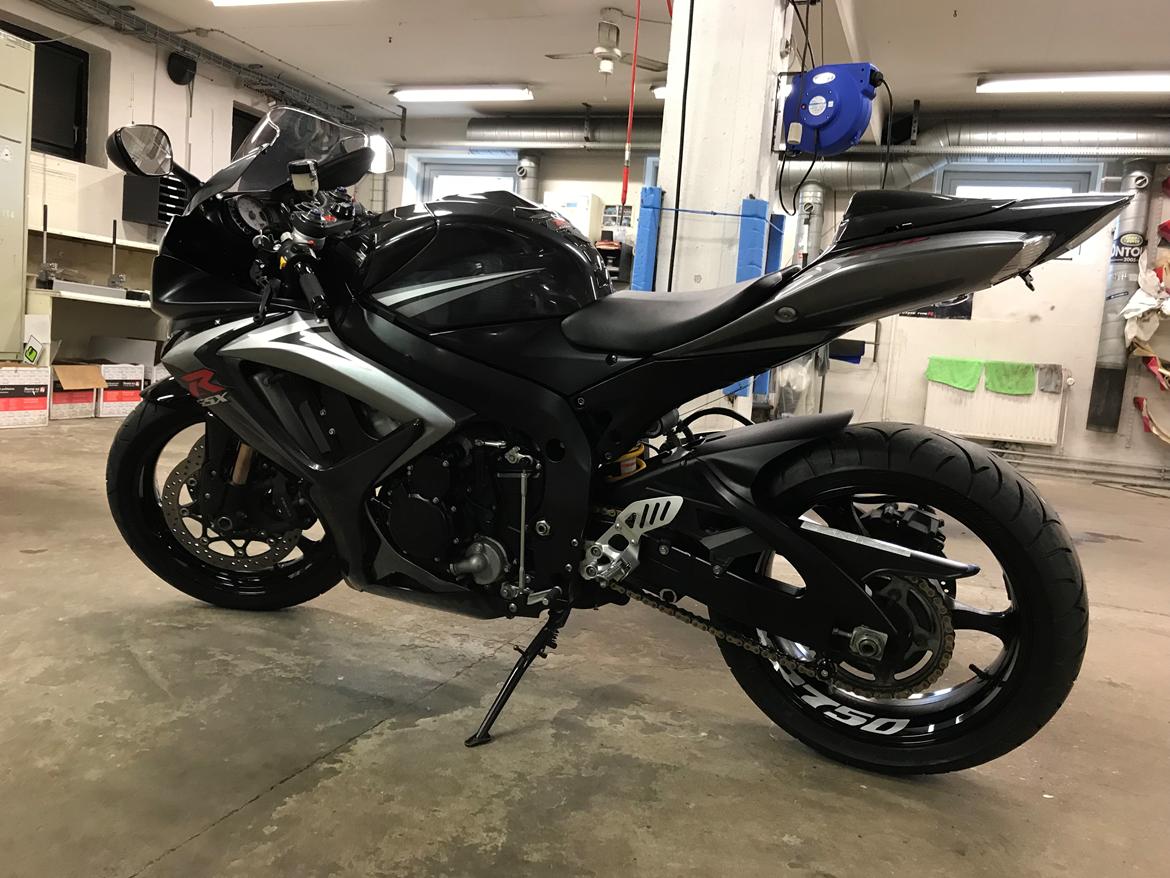 Suzuki Gsxr 750 K7 billede 27