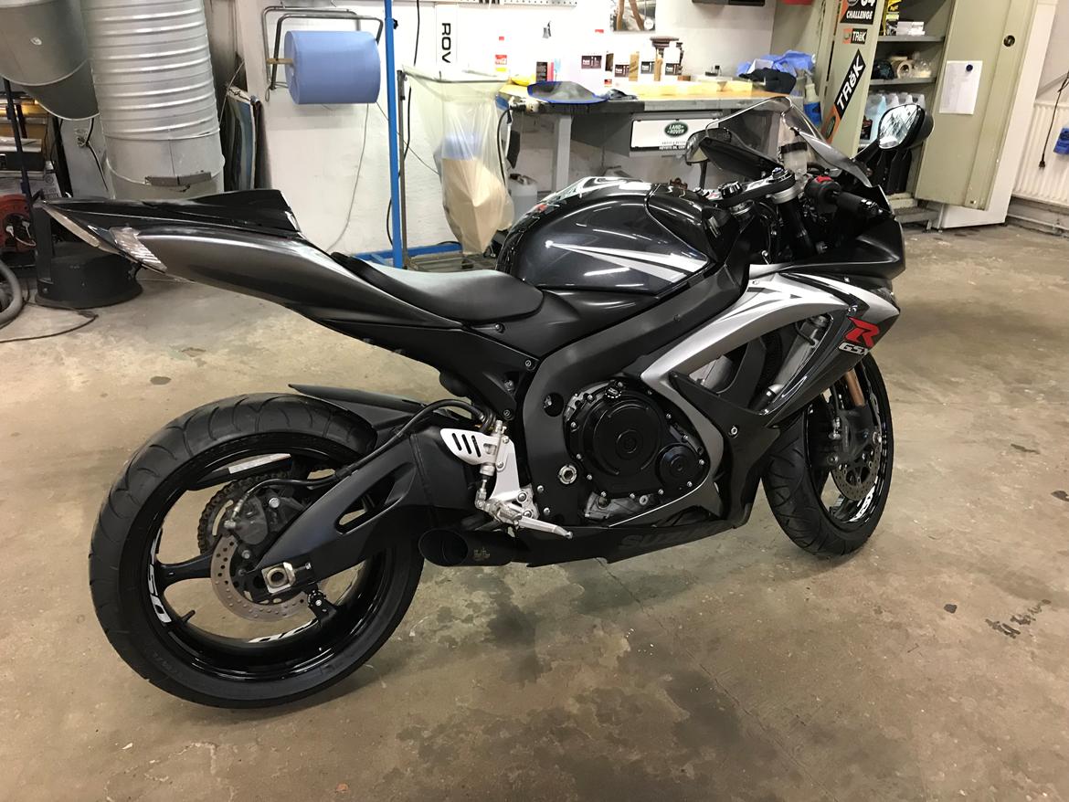 Suzuki Gsxr 750 K7 billede 24