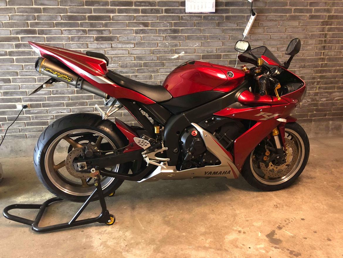 Yamaha YZF R1 billede 3