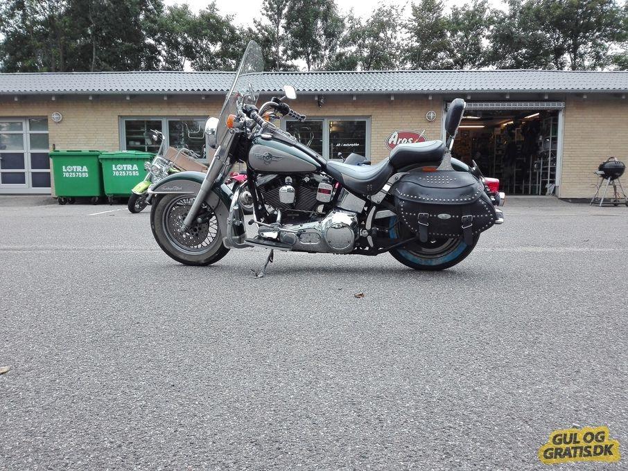 Harley Davidson Softail Heritage Nostalgia. FLSTN billede 2