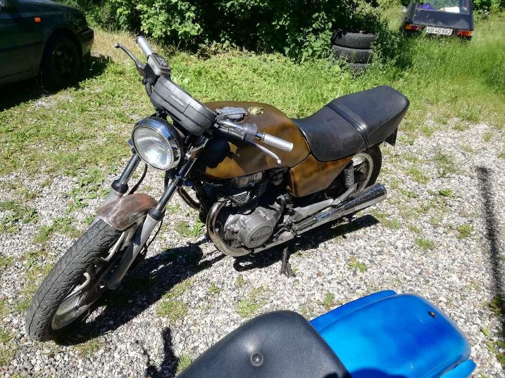 Honda Cb 400 N bliver ombygget til model N. SPORT billede 1