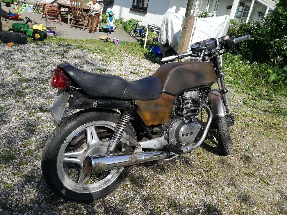 Honda Cb 400 N bliver ombygget til model N. SPORT billede 2