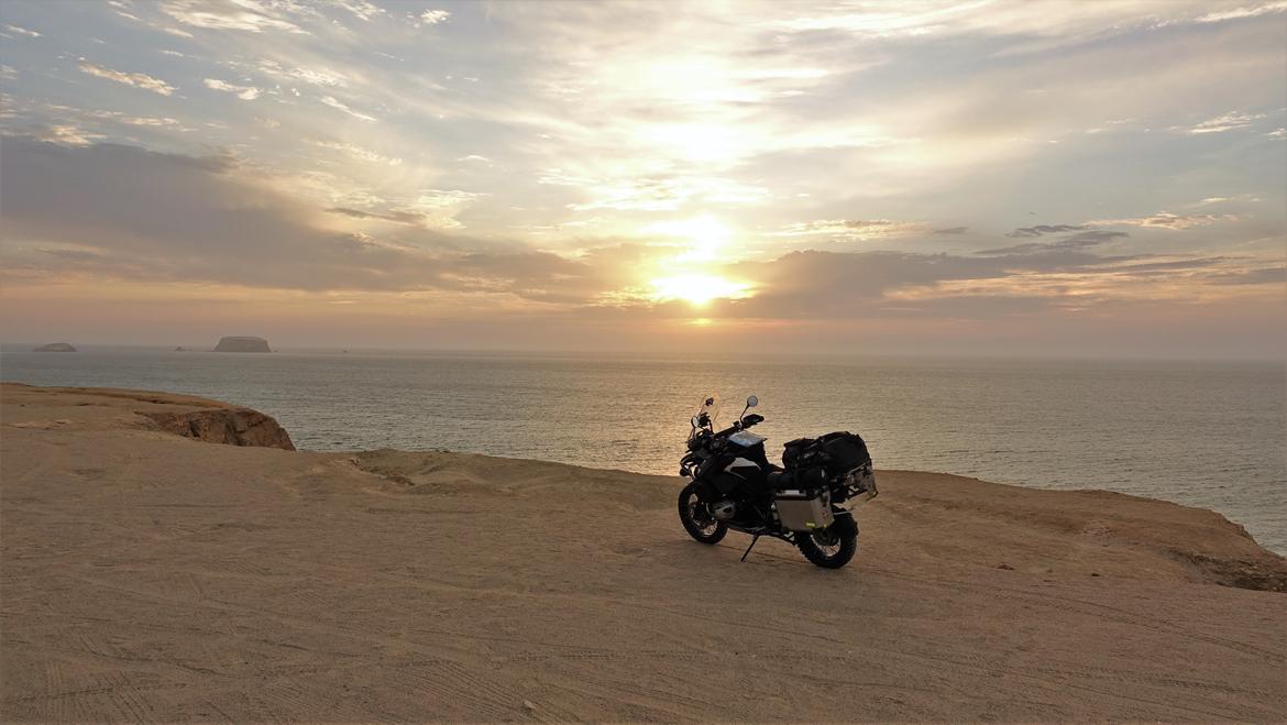 BMW R1200 GS Adventure - Camping med telt. Kysten, Peru. billede 40