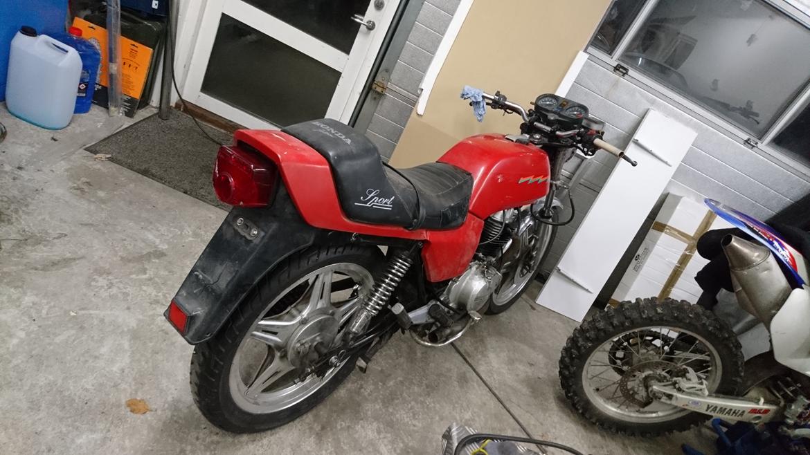 Honda Cb 400 N bliver ombygget til model N. SPORT billede 20