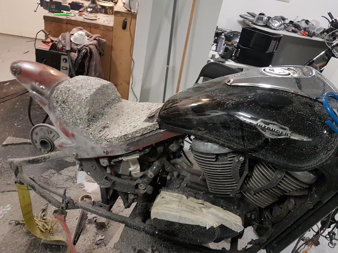 Suzuki M800 - skum på.. dog er formen ikke helt som ønsket endnu billede 22