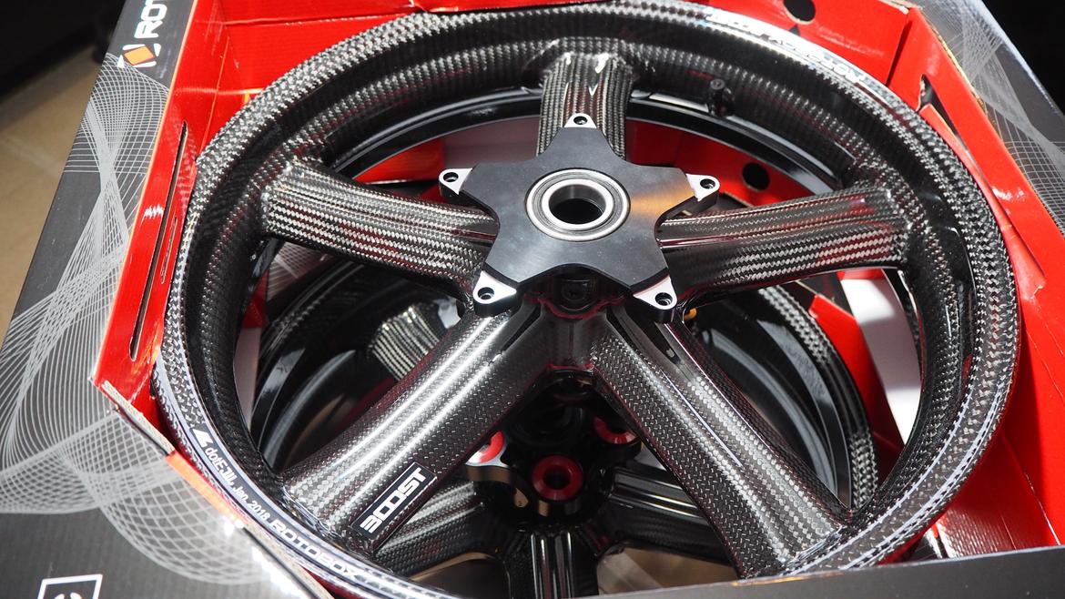 Yamaha 2015 R1M / R1  billede 17