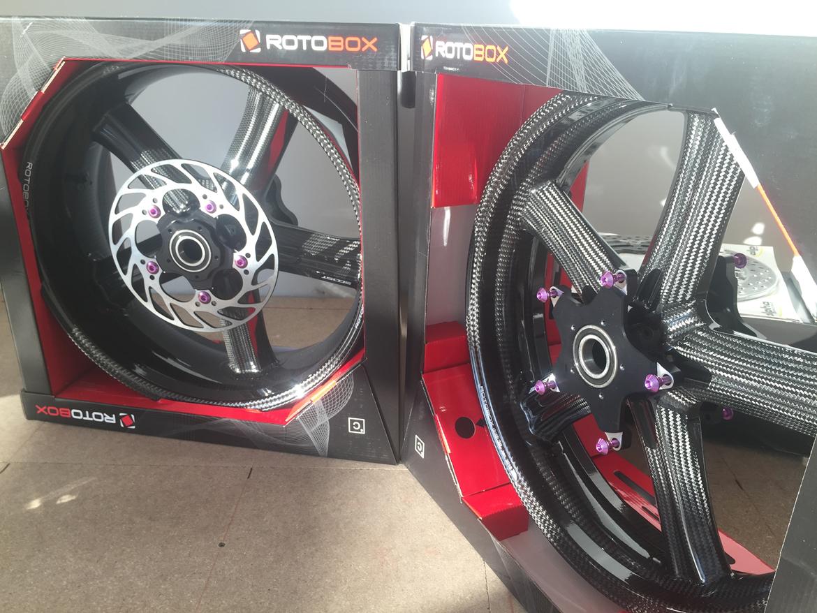 Yamaha 2015 R1M / R1  billede 16