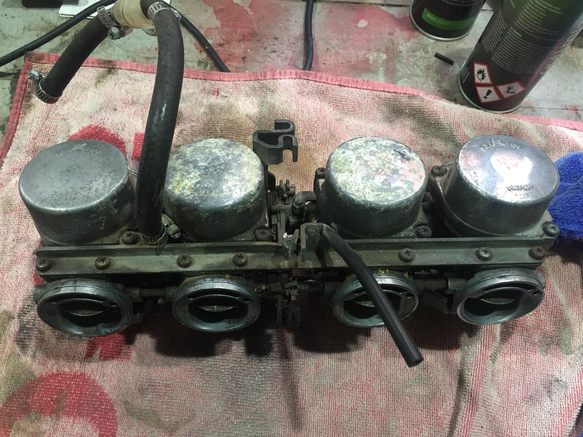 Honda CB900F Bol D'or SC01 - Karburatorerne så sgu ikke for godt ud billede 10