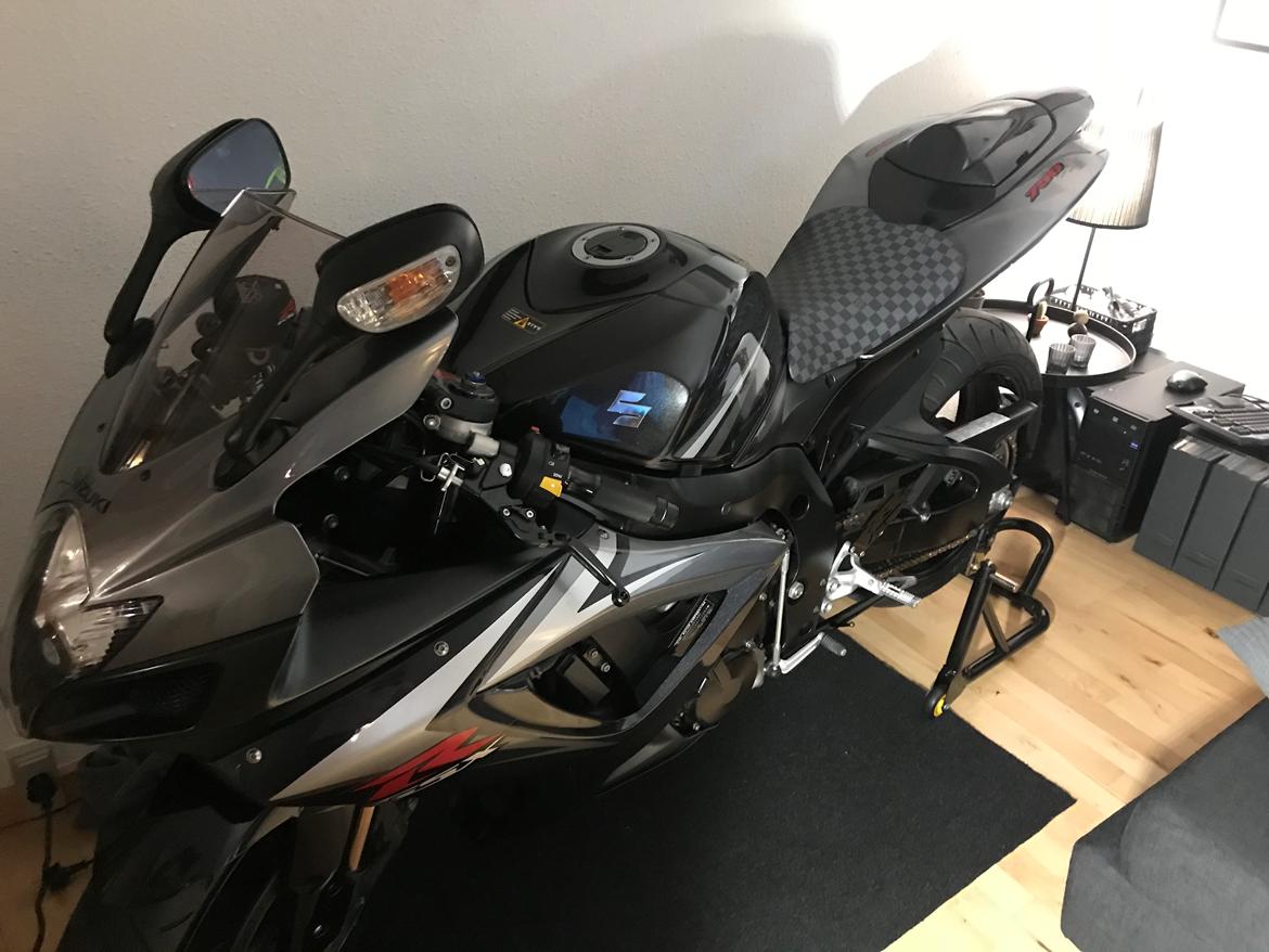 Suzuki Gsxr 750 K7 billede 12
