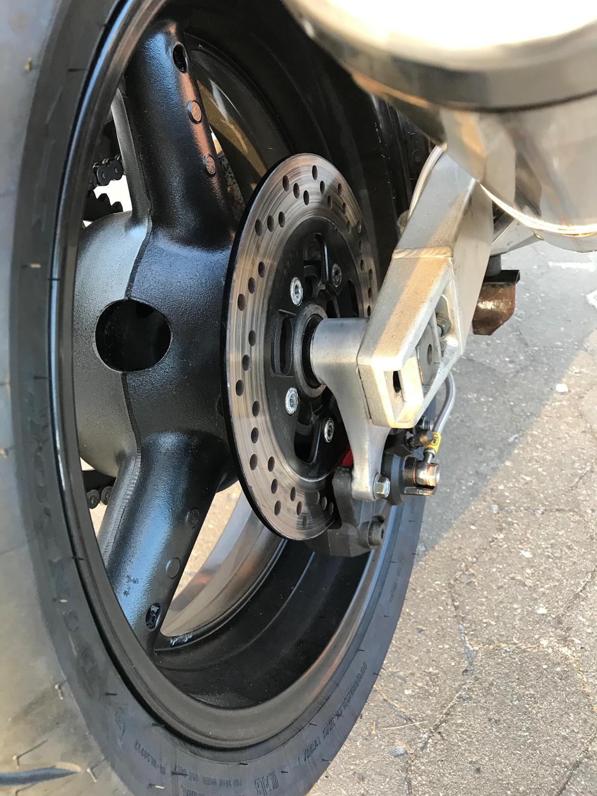 Suzuki GSF 1200N "BANDIT" (SOLGT) - SUZUKI GSF 1200 1999 BREMBO SINTER HEL STÅLARMERET billede 6