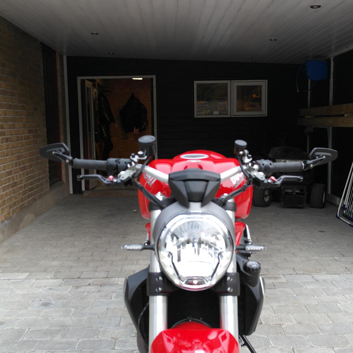 Ducati Monster 1200 (Solgt) billede 4