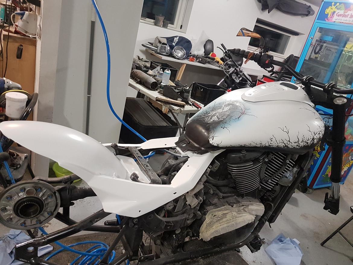 Suzuki M800 - Forsøger lige at sætte tingene sammen og se billede 16