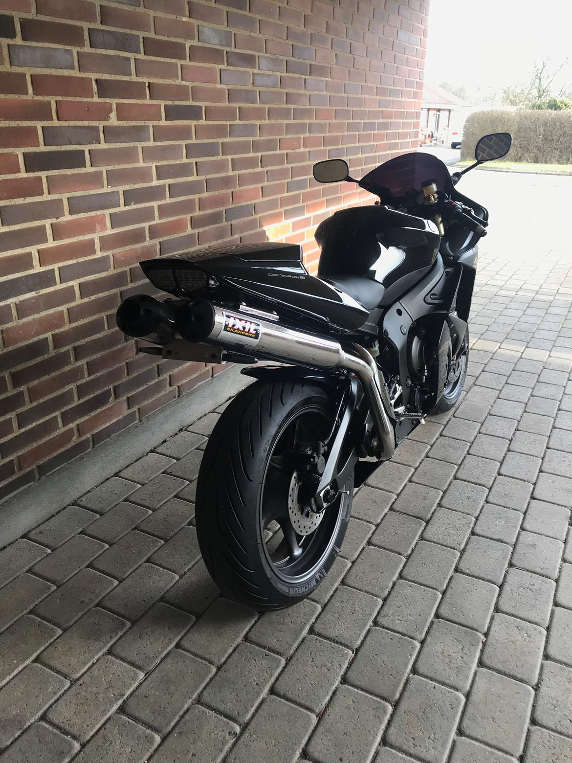 Yamaha YZF-R6 solgt billede 3