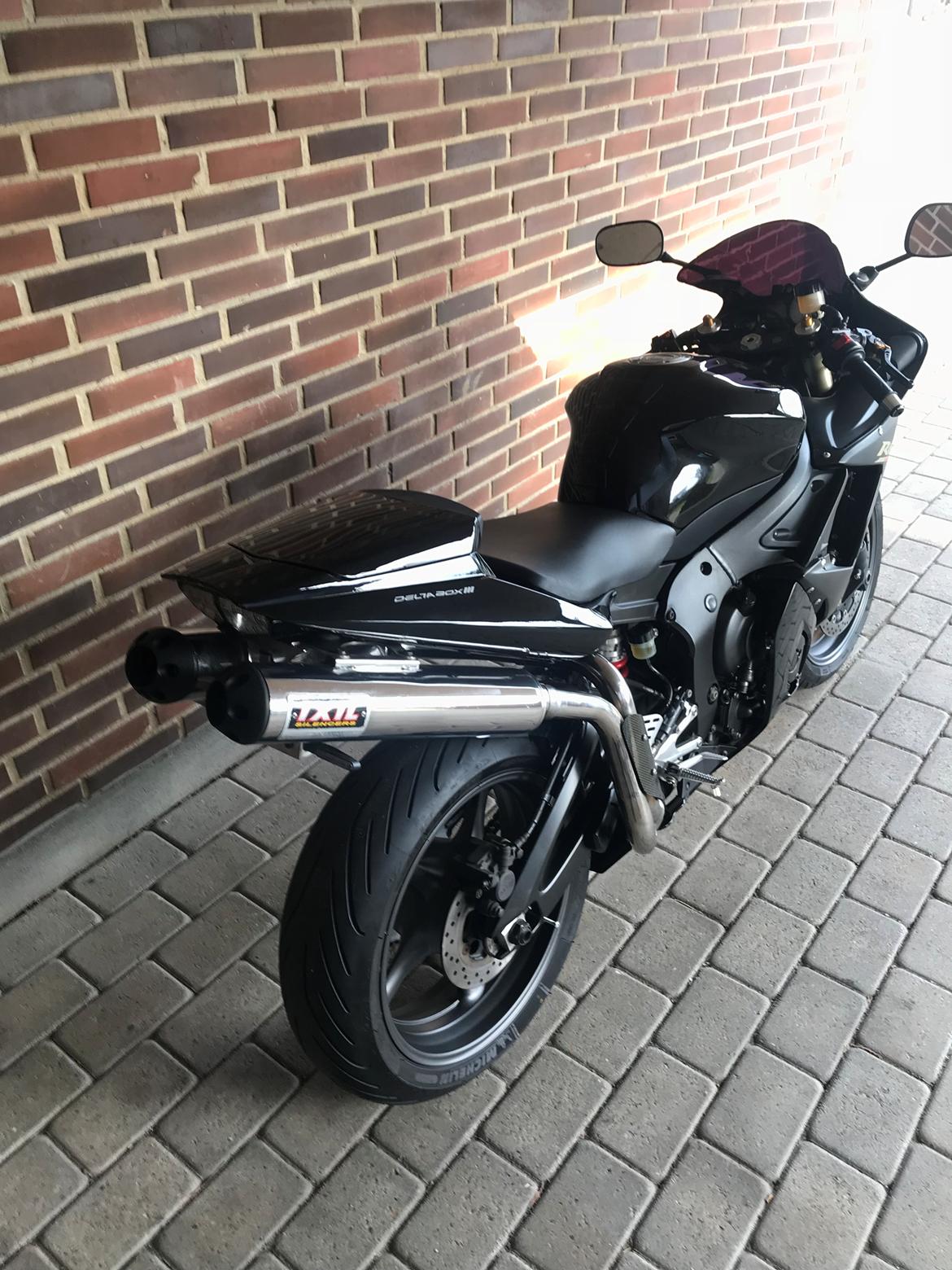 Yamaha YZF-R6 solgt billede 5