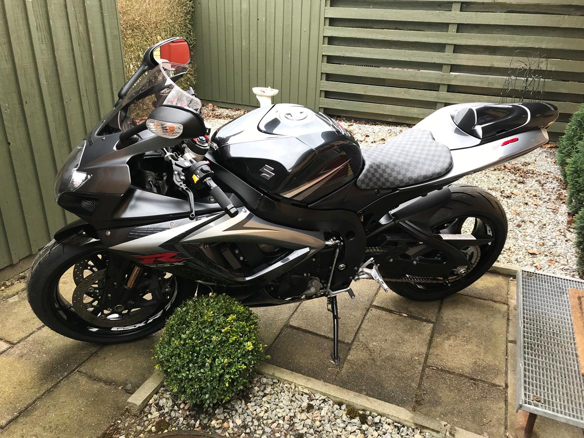 Suzuki Gsxr 750 K7 billede 11