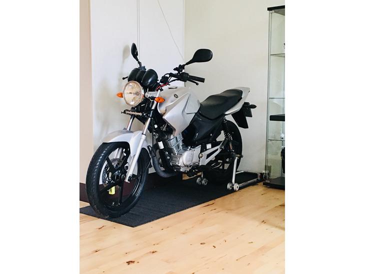 {{currentPhoto.altText}} billede {{currentPhoto.number}}