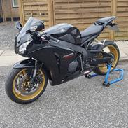 Honda CBR 1000RR 