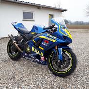 Suzuki GSX-R 1000 K7 Baneracer