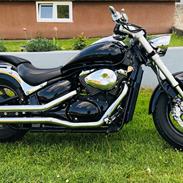 Suzuki M800