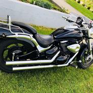 Suzuki M800