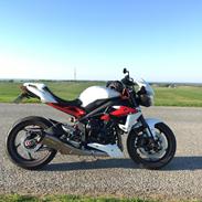 Triumph Street Triple 675 R