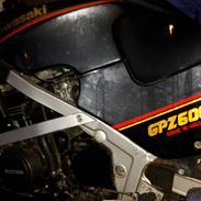 Kawasaki GPZ 600 R