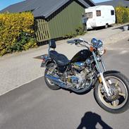 Yamaha Virago 1000 Gold