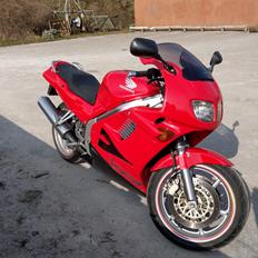 Honda VFR 750 (rc36/II) 