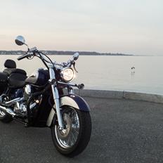 Honda VT750C Shadow