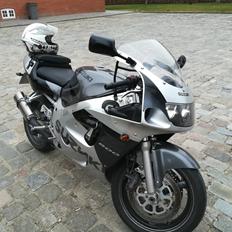 Suzuki GSXR 600 SRAD