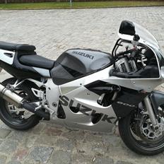 Suzuki GSXR 600 SRAD